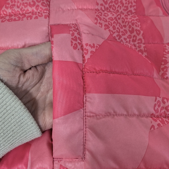 Xersion sz XL Girls Pink Camouflage Lightweight Puffer Vest - Picture 3 of 4